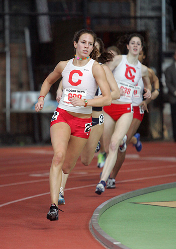 Morgan Uceny running track at Cornell