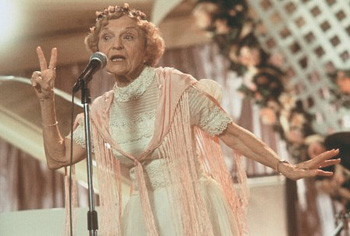 Ellen Dow in the film 'The Wedding Singer'