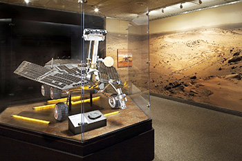 Cornell rover exhibit at Smithsonian