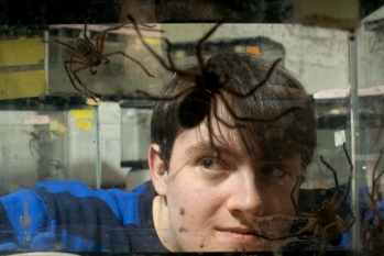 Anthony Auletta  '10 studies spiders