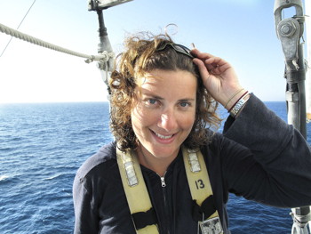 Coral reef scientist Randi Rotjan '99 at sea 